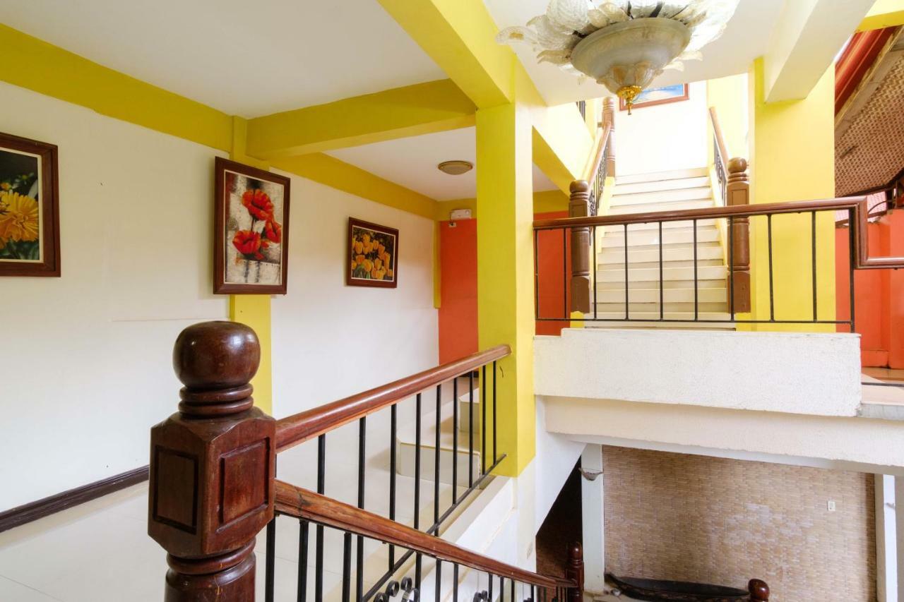 Oyo 621 De Loro Inn Puerto Princesa Luaran gambar